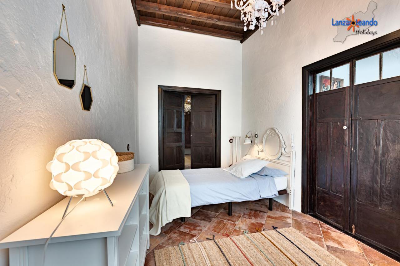 Vivienda Vacacional El Patio De Franky Teguise  Εξωτερικό φωτογραφία